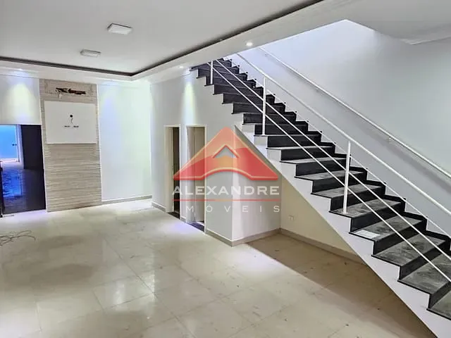 Ponto com 150m², para alugar, no bairro Vila Industrial em São José dos Campos