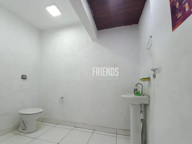 Ponto com 126m², para alugar, no bairro Santana em São Paulo