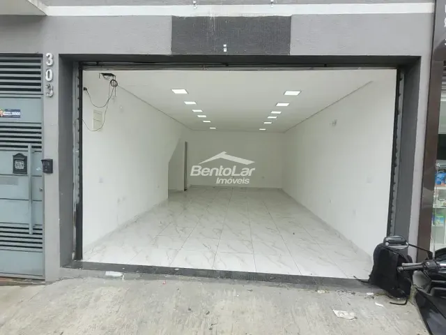 Sala com 40m², para alugar, no bairro Vila Medeiros em São Paulo