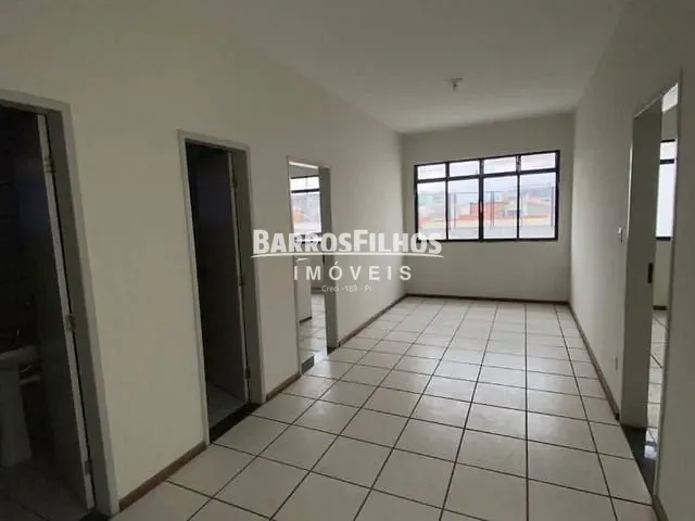 Ponto com 500m², para alugar, no bairro Salgado Filho em Aracaju