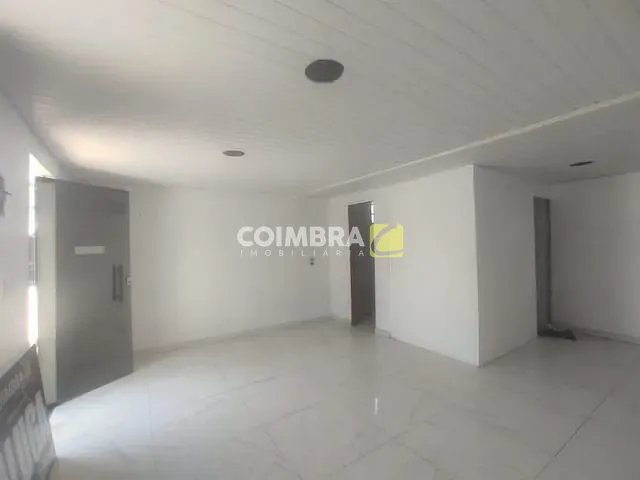 Ponto com 30m², para alugar, no bairro Fátima em Santarém