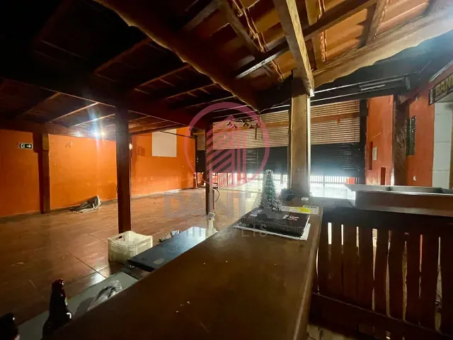 Ponto com 250m², para alugar, no bairro Bela Vista em Osasco
