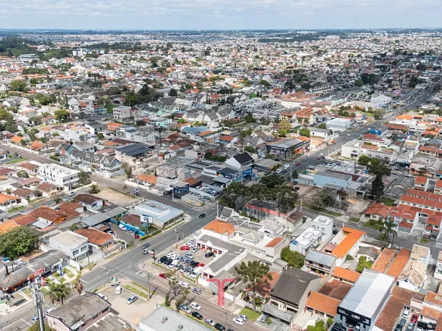 Ponto à venda, no bairro Boqueirão em Curitiba