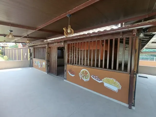 Conjunto comercial com 1520m², à venda, no bairro Praia da Esperança (Guia de Pacobaíba) em Magé