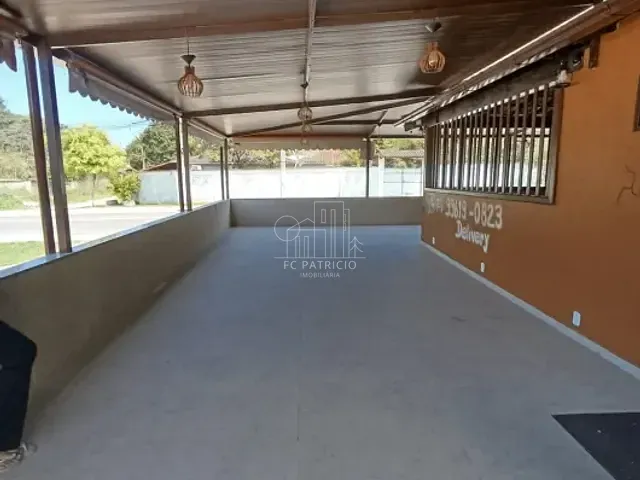 Conjunto comercial com 1520m², à venda, no bairro Praia da Esperança (Guia de Pacobaíba) em Magé
