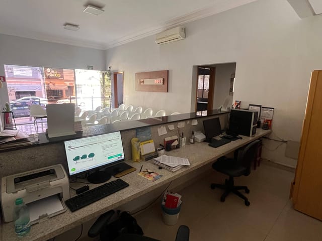 Casa com 450m², à venda, no bairro Setor Central em Goiânia