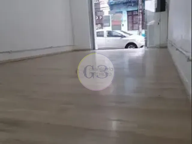 Ponto com 84m², à venda ou para alugar, no bairro Centro em Pelotas