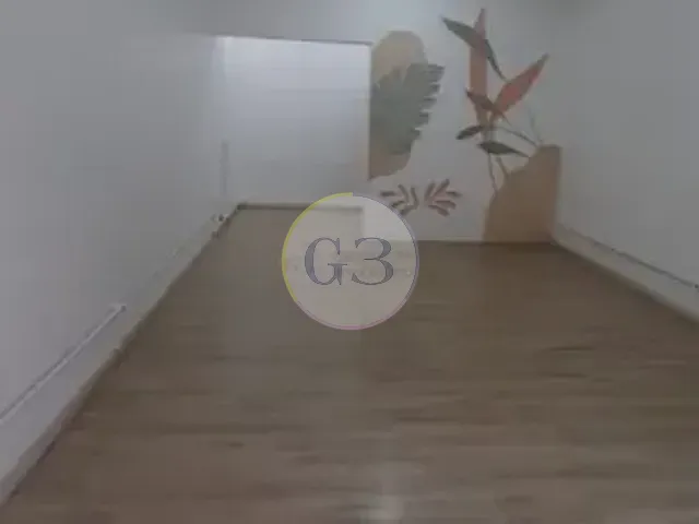Ponto com 84m², à venda ou para alugar, no bairro Centro em Pelotas