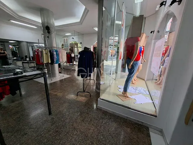 Sala para alugar, no bairro República em São Paulo
