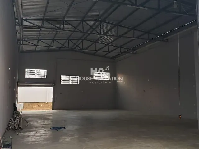Galpão / Barracão à venda, no bairro Vila Maria em Aparecida de Goiânia