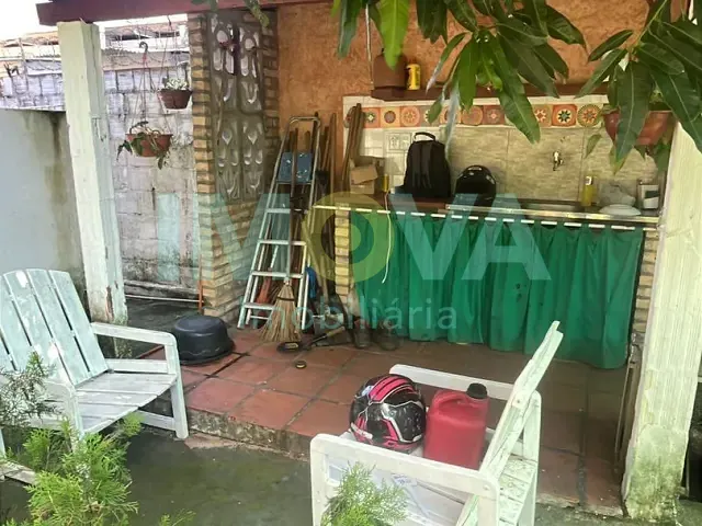 Casa com 550m² 2 quartos e 2 banheiros, à venda, no bairro Ponta Negra em Natal