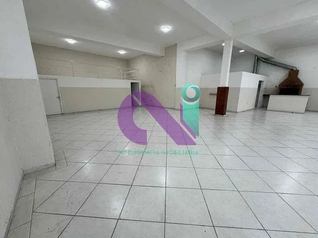 Ponto com 183m², para alugar, no bairro Aliança em Osasco
