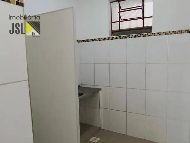 Ponto com 40m², para alugar, no bairro Centro em Caçapava