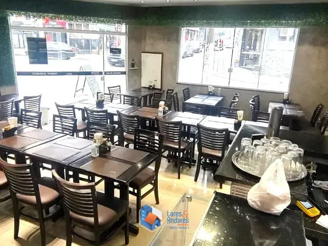 Ponto com 150m², à venda, no bairro Santana em São Paulo