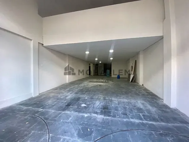 Ponto com 428m², para alugar, no bairro Centro em Itajubá