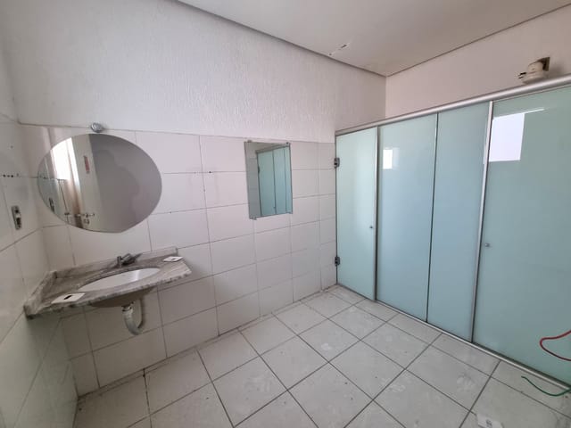 Ponto com 512m², para alugar, no bairro Jardim das Nações em Taubaté
