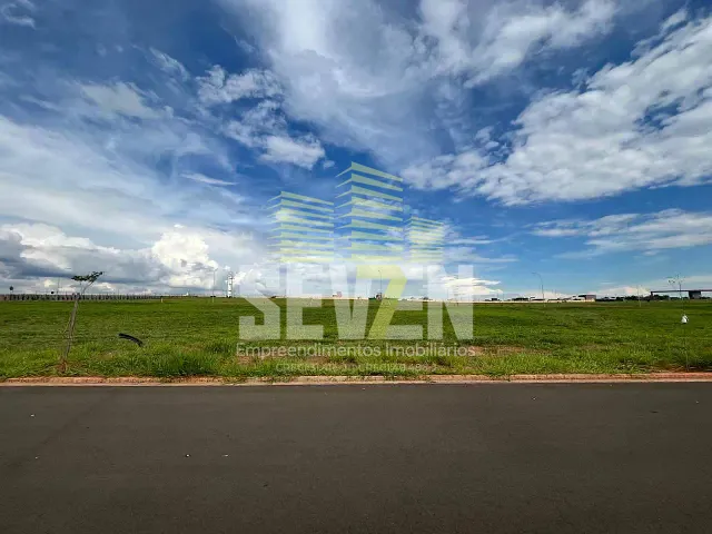 Terreno com 327m², à venda, no bairro Residencial Guestier 2 em Piratininga