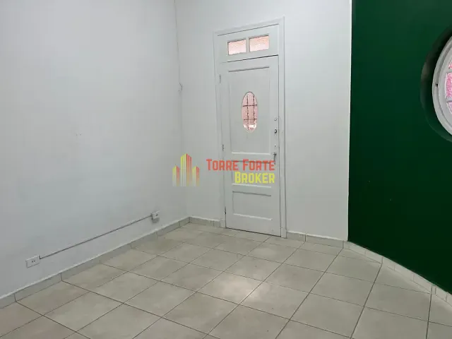Ponto com 124m², para alugar, no bairro Aparecida em Santos