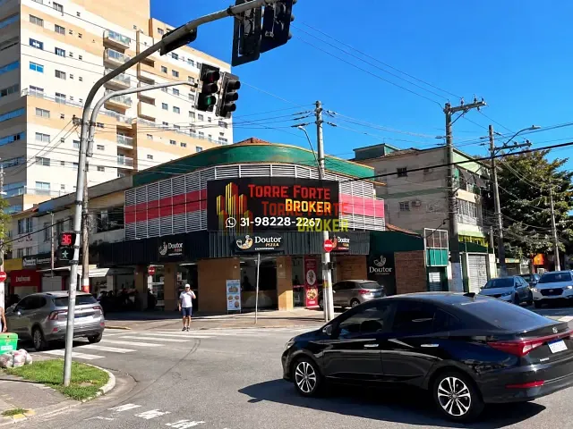 Ponto com 124m², para alugar, no bairro Aparecida em Santos