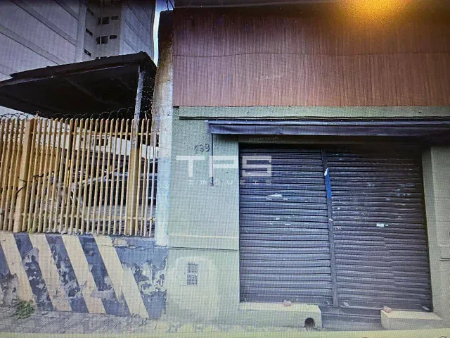 Ponto com 50m², para alugar, no bairro Centro em Taubaté