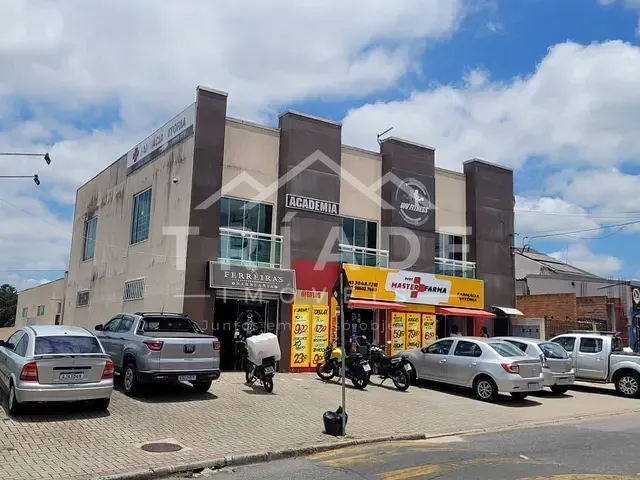 Ponto com 200m², para alugar, no bairro Campina da Barra em Araucária