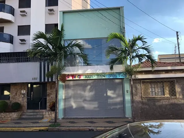 Ponto com 135m², à venda ou para alugar, no bairro Centro em Rio Claro