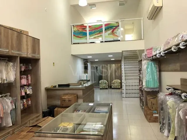 Ponto com 135m², à venda ou para alugar, no bairro Centro em Rio Claro