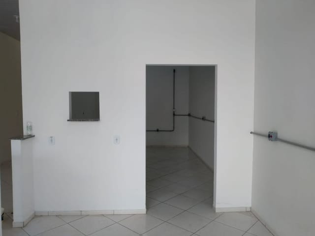 Ponto com 130m², para alugar, no bairro Centro em Cambuí