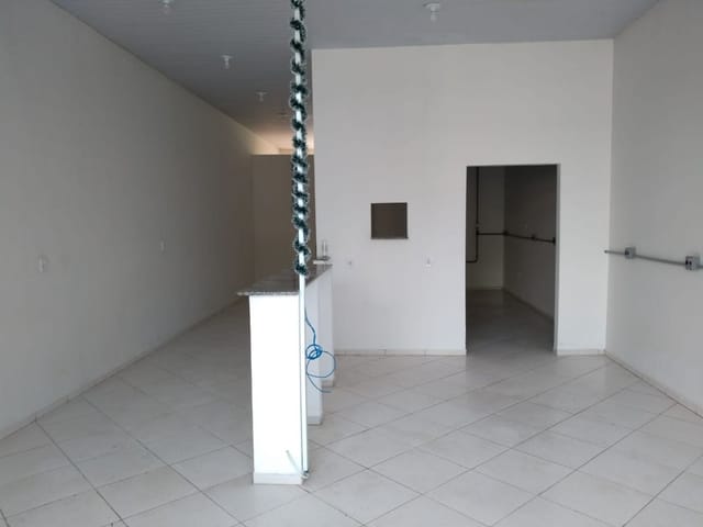 Ponto com 130m², para alugar, no bairro Centro em Cambuí