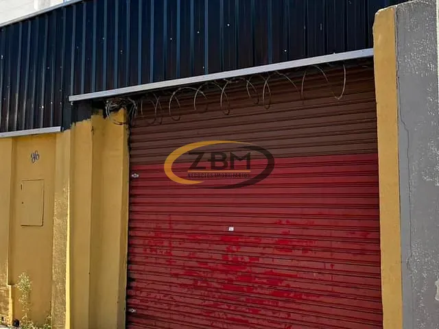 Loja com 216m², para alugar, no bairro Centro em Londrina