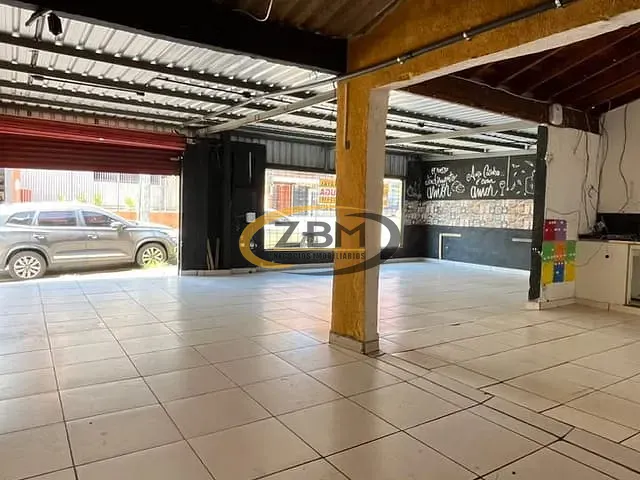 Loja com 216m², para alugar, no bairro Centro em Londrina