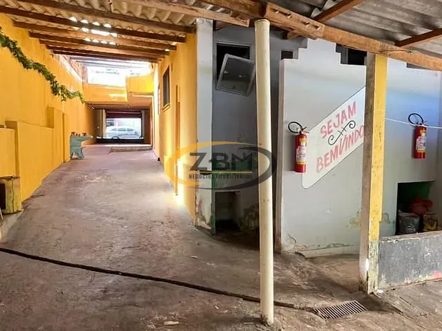 Loja com 216m², para alugar, no bairro Centro em Londrina