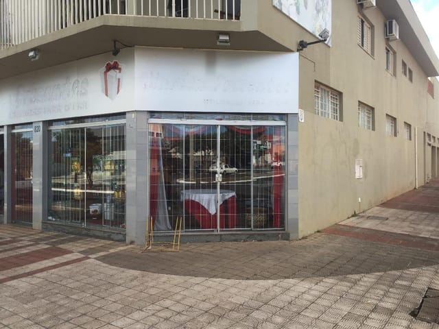 Foto do Ponto - Ponto comercial para locação, Parque das Américas, Uberaba. | ZUCATO IMOBILIARIA LTDA