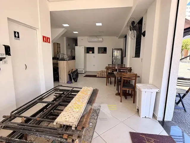 Ponto à venda ou para alugar, no bairro Belem em São Paulo