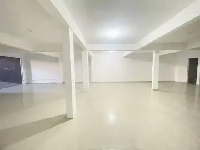 Ponto para alugar, no bairro Vila Marieta em São Paulo
