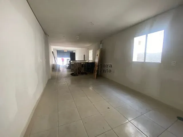 Ponto com 150m², para alugar, no bairro Jardim Pereira do Amparo em Jacareí