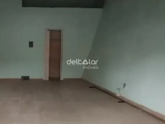 Ponto com 23m², para alugar, no bairro Planalto em Belo Horizonte