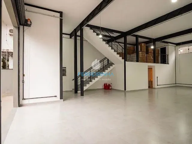 Ponto com 500m², à venda ou para alugar, no bairro Jardim Oswaldo Cruz em São José dos Campos