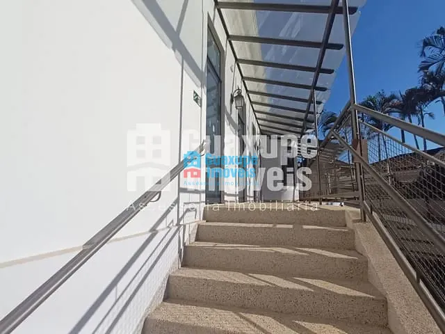 Ponto com 80m², para alugar, no bairro Centro em GUAXUPÉ