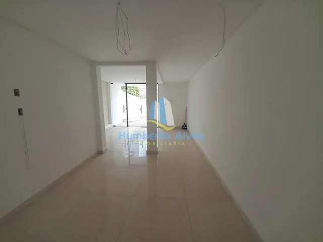 Ponto com 360m², à venda ou para alugar, no bairro Centro em Vitória da Conquista