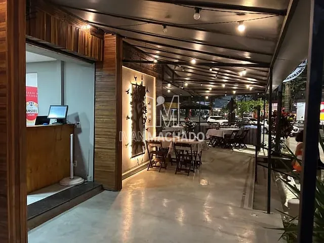 Ponto com 485m², para alugar, no bairro Mata da Praia em Vitória