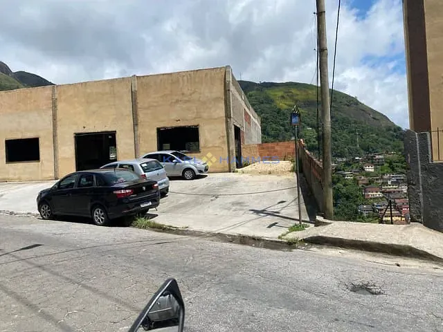 Box/Garagem para alugar, no bairro Provisória em Petrópolis