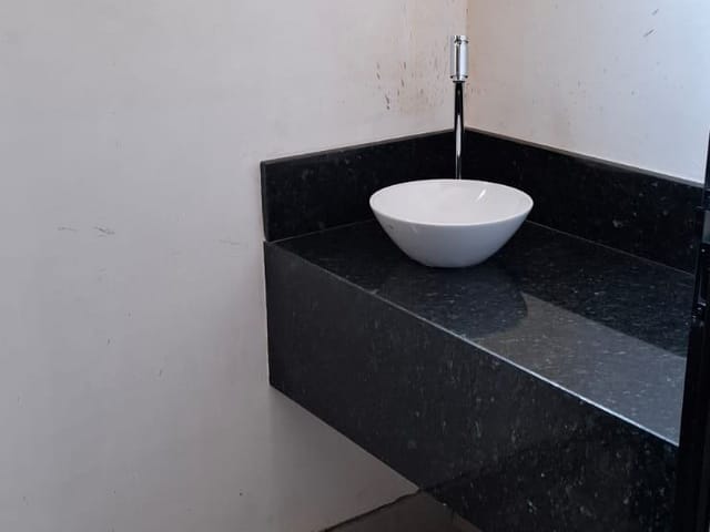 Ponto com 448m², para alugar, no bairro Vila Vianelo em Jundiaí