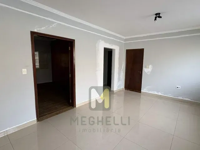 Ponto com 100m², para alugar, no bairro Centro em Serrana