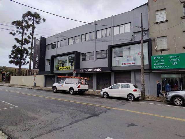Loja para alugar, no bairro Portão em Curitiba