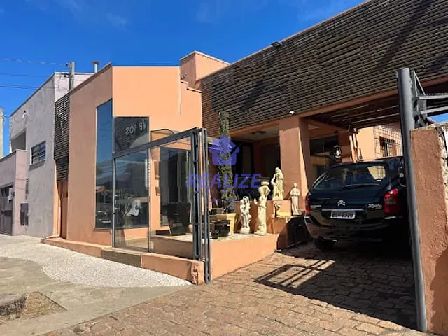 Ponto com 700m², à venda ou para alugar, no bairro Centro em Botucatu
