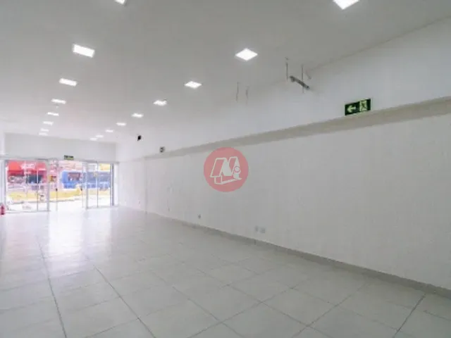 Ponto com 316m², para alugar, no bairro Jardim Lindóia em Porto Alegre