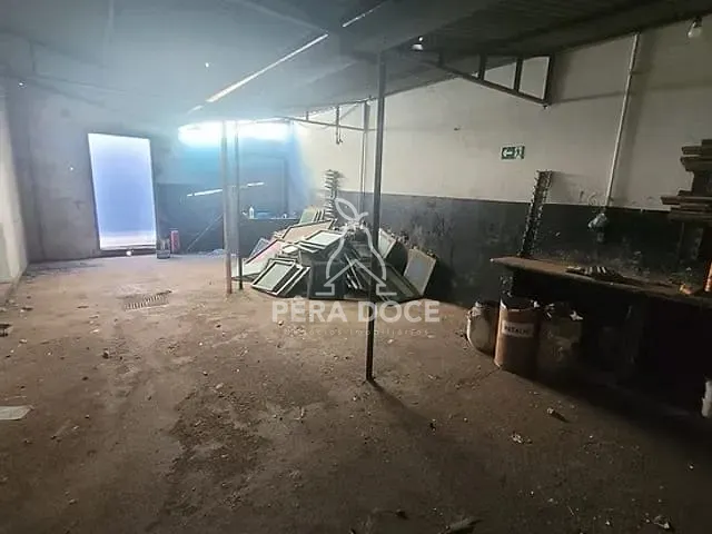 Ponto com 250m², à venda, no bairro Dom Eduardo II em Uberaba