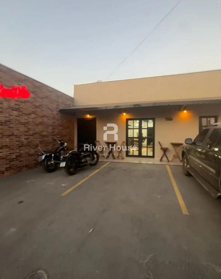 Apartamento à venda com 1 quarto, 100m² - Foto 2