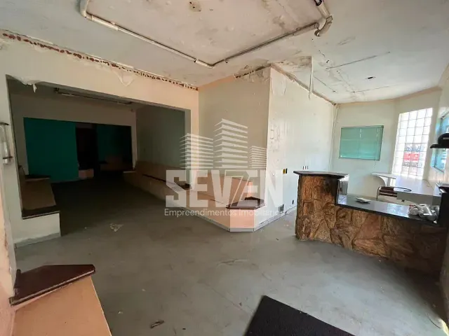 Ponto com 363m², à venda, no bairro Vila Santa Tereza em Bauru